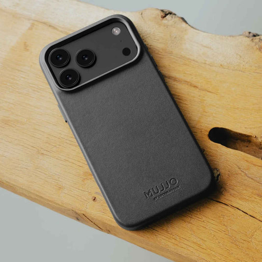 Mujjo Full Leather Case with MagSafe for iPhone 17 Series