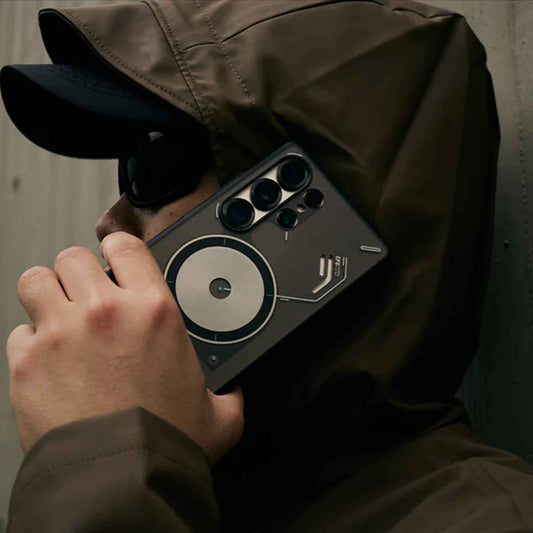 AULUMU S25 Frosted Case for Samsung Galaxy S25 Ultra - Glow in The Dark with Cooling Window Design Magnetic Case