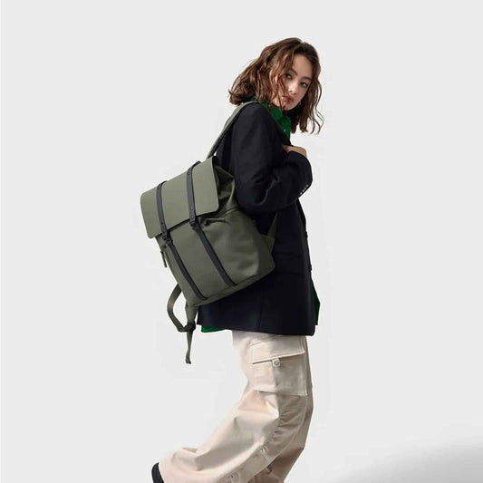 Gaston Luga Spläsh 2.0 - 16" Holds Most 11"-16" Laptops with Waterproof Rating of 8000 mm