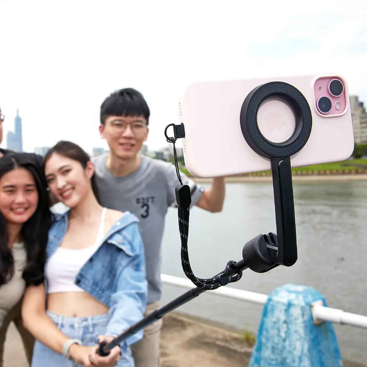 ADAM Elements SELFIE II Magnetic Wireless Bluetooth Tripod Selfie Stick Extends up to 80 cm