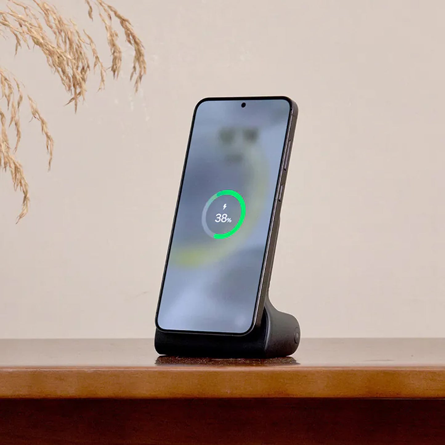 ADAM Elements SELFIE SHOT Magnetic Hand Grip with Power Bank 5000mAh - Wrist Strap and Magnetic Ring Included