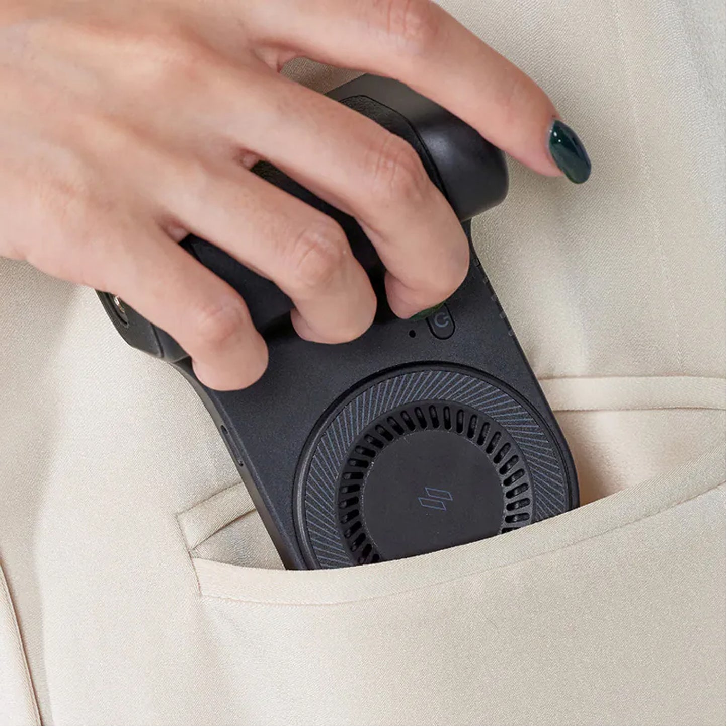 ADAM Elements SELFIE SHOT Magnetic Hand Grip with Power Bank 5000mAh - Wrist Strap and Magnetic Ring Included