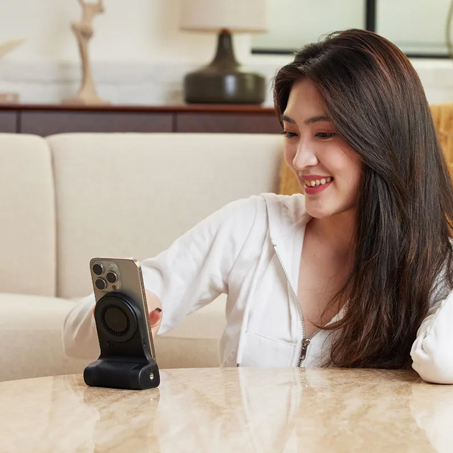 ADAM Elements SELFIE SHOT Magnetic Hand Grip with Power Bank 5000mAh - Wrist Strap and Magnetic Ring Included