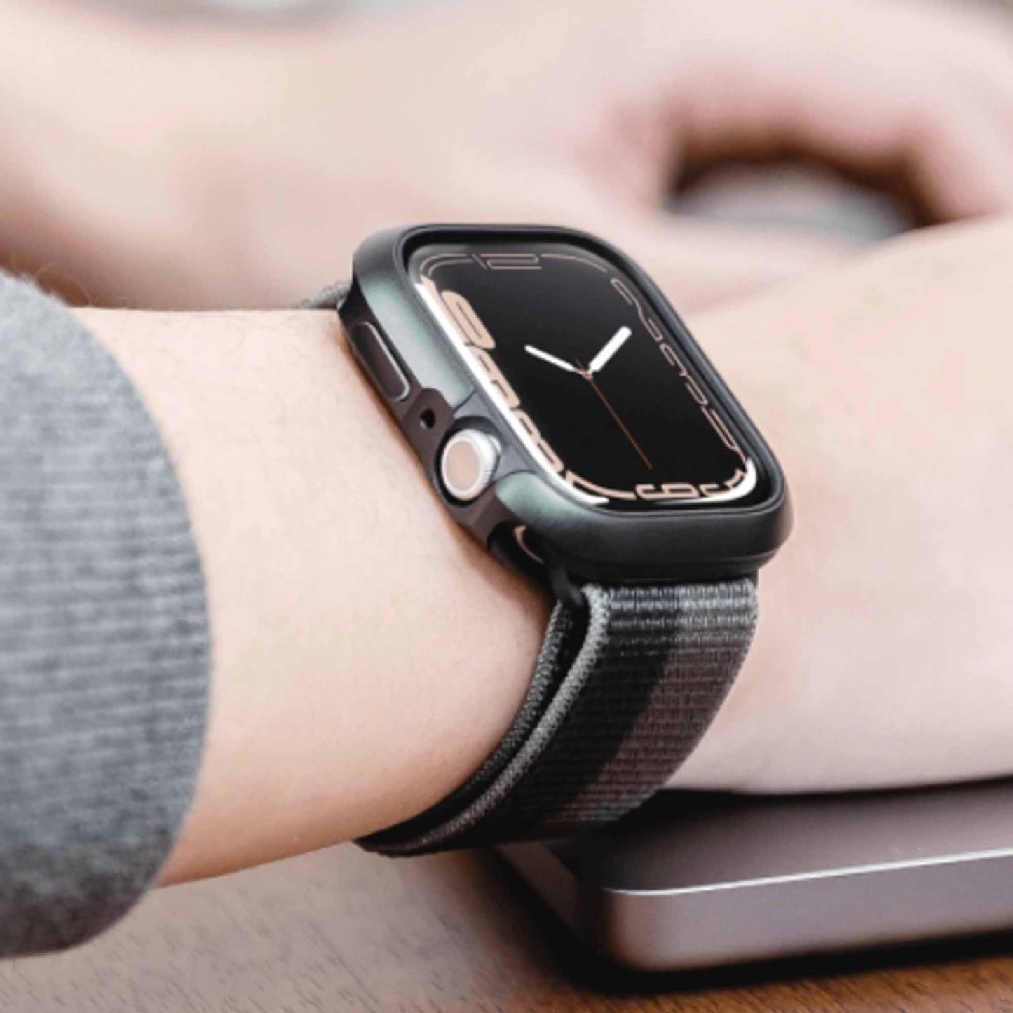 SwitchEasy Odyssey Aluminium Alloy Case for Apple Watch Series 7 ( 45mm ) - Red (Barcode: 4895241104794 ) - Forexengineer -Malaysia- 4895241104794