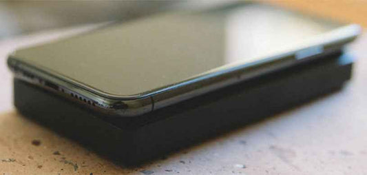 Mophie Powerstation Wireless XL with 18W USB-C PD 10,000mAh Powerbank ( Fabric ) - Black ( Barcode: 840056125971 )