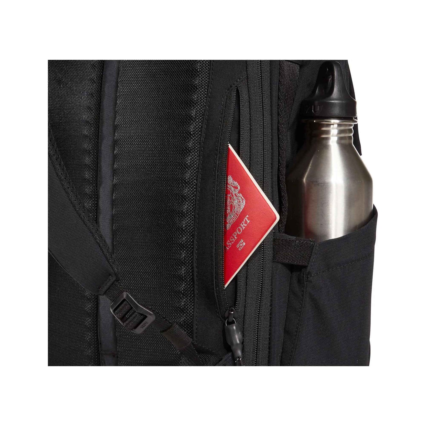 Thule Paramount Backpack 24L - Fit for 15.6" laptop or 16" Macbook and 10.5" tablet - Black (Barcode: 0085854246958 )