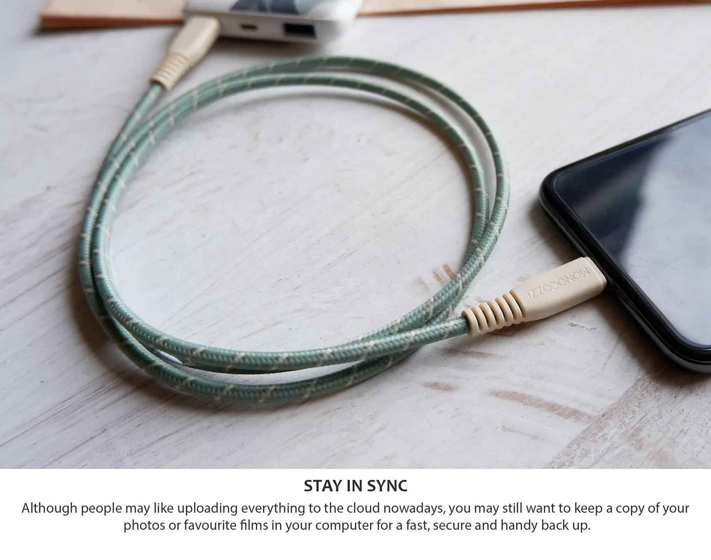 Monocozzi Motif Braided USB-C to Lightning Cable ( 100cm ) - Charcoal (Barcode: 4895199105324 )