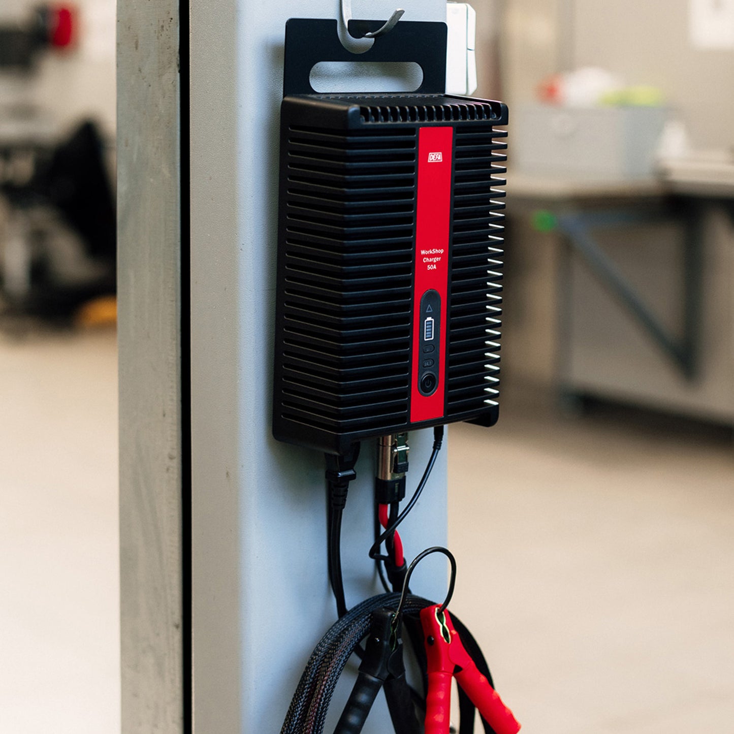 DEFA Workshop Charger 50A with 2.5M Cable for Lead-acid / Lithium Batteries Petrol and Diesel