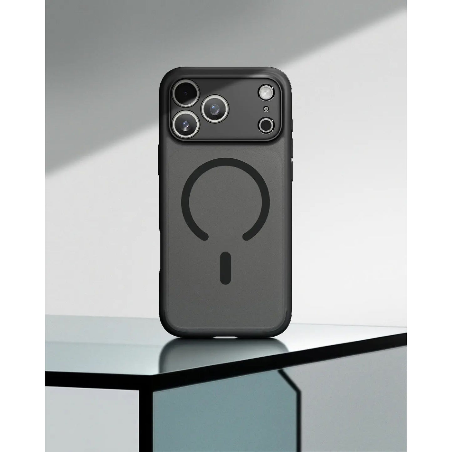 Spigen Ultra Hybrid MagFit Frost Case for iPhone 17 Pro Max / iPhone 17 Pro
