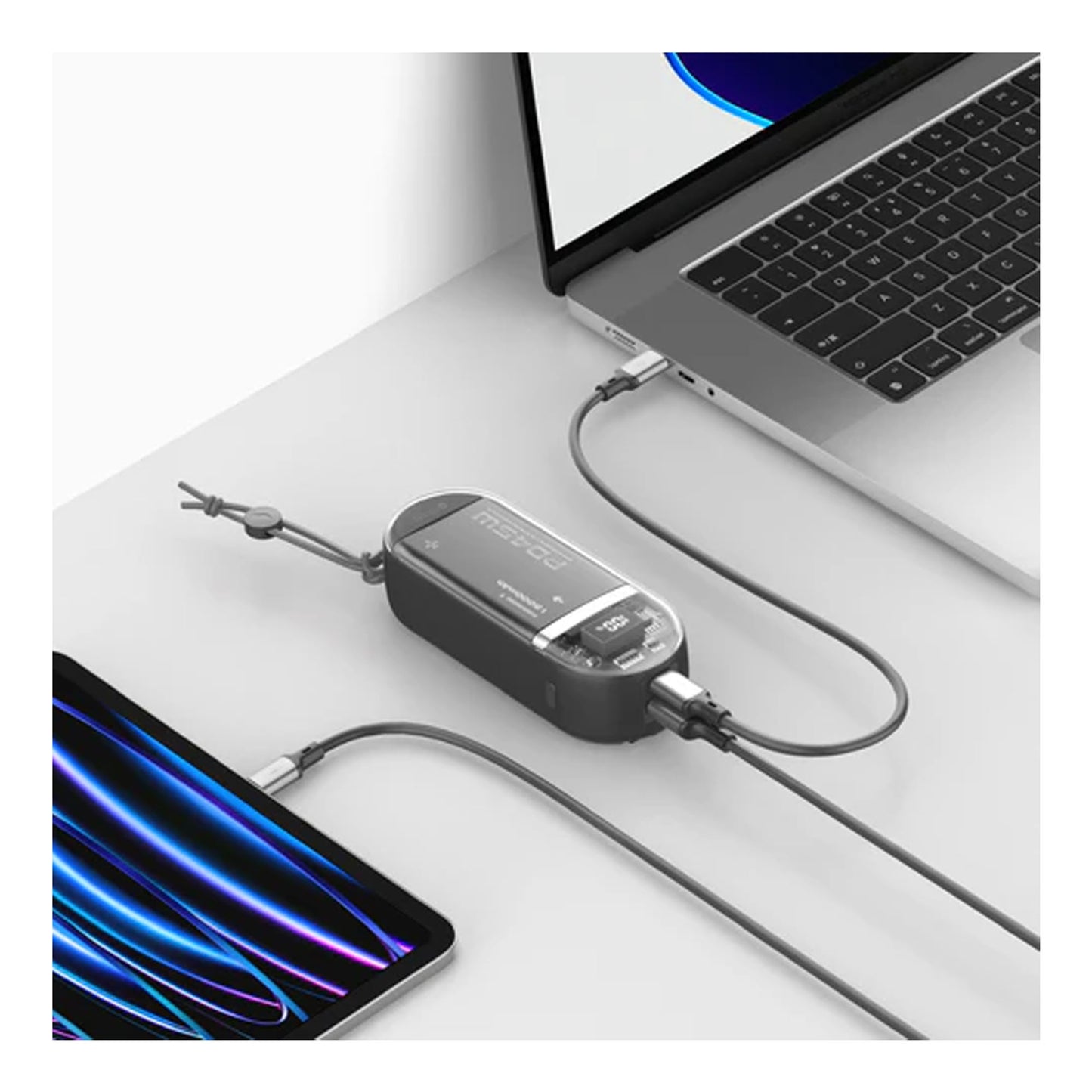 Mazer PowerCharge Link 1545 - Built-in Lightning & USB-C Cables 15000mAh Power Bank - Black