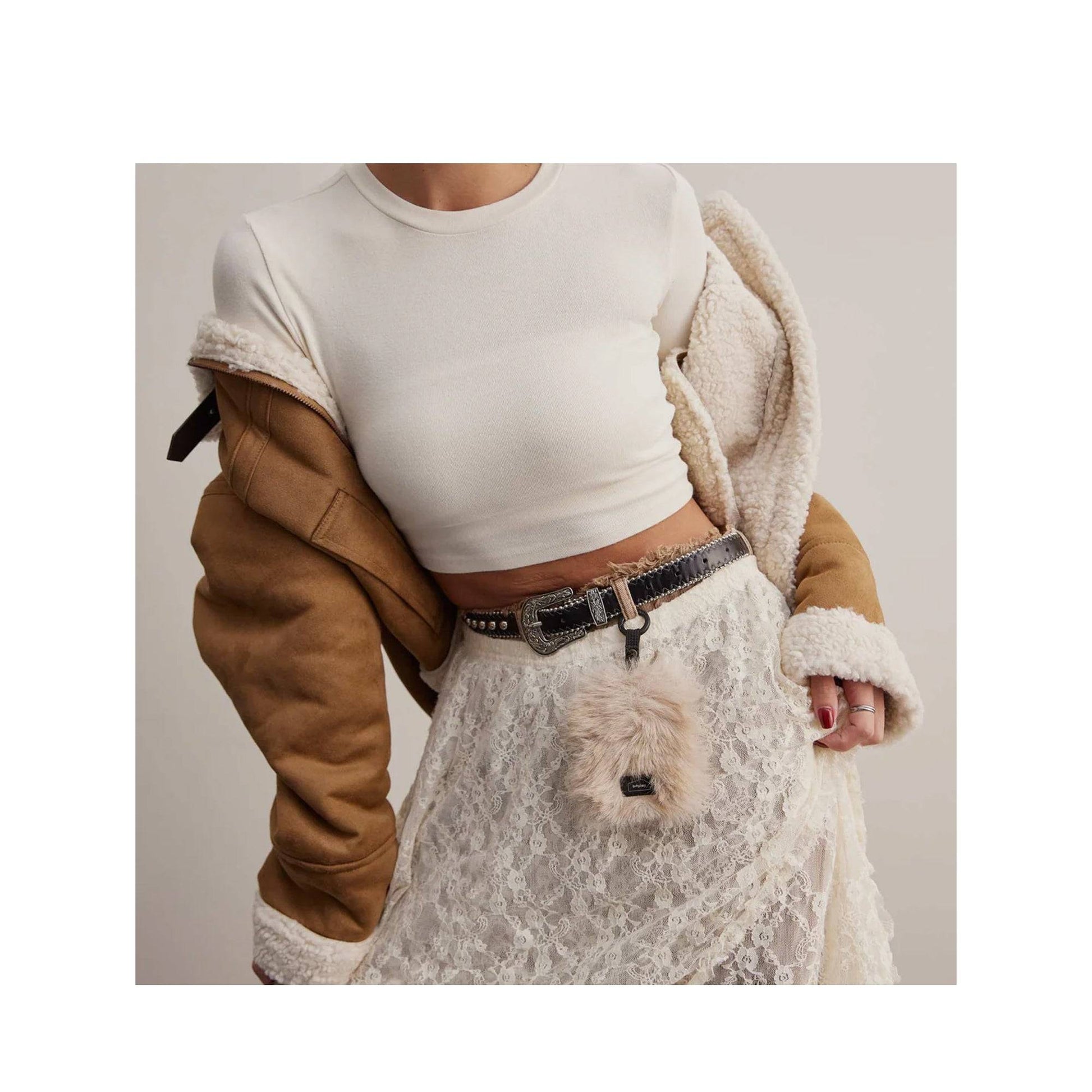 Bitplay Furry Badge Card Holder with Circle Buckle- Plush Velvet Fabric - Forexengineer -Malaysia