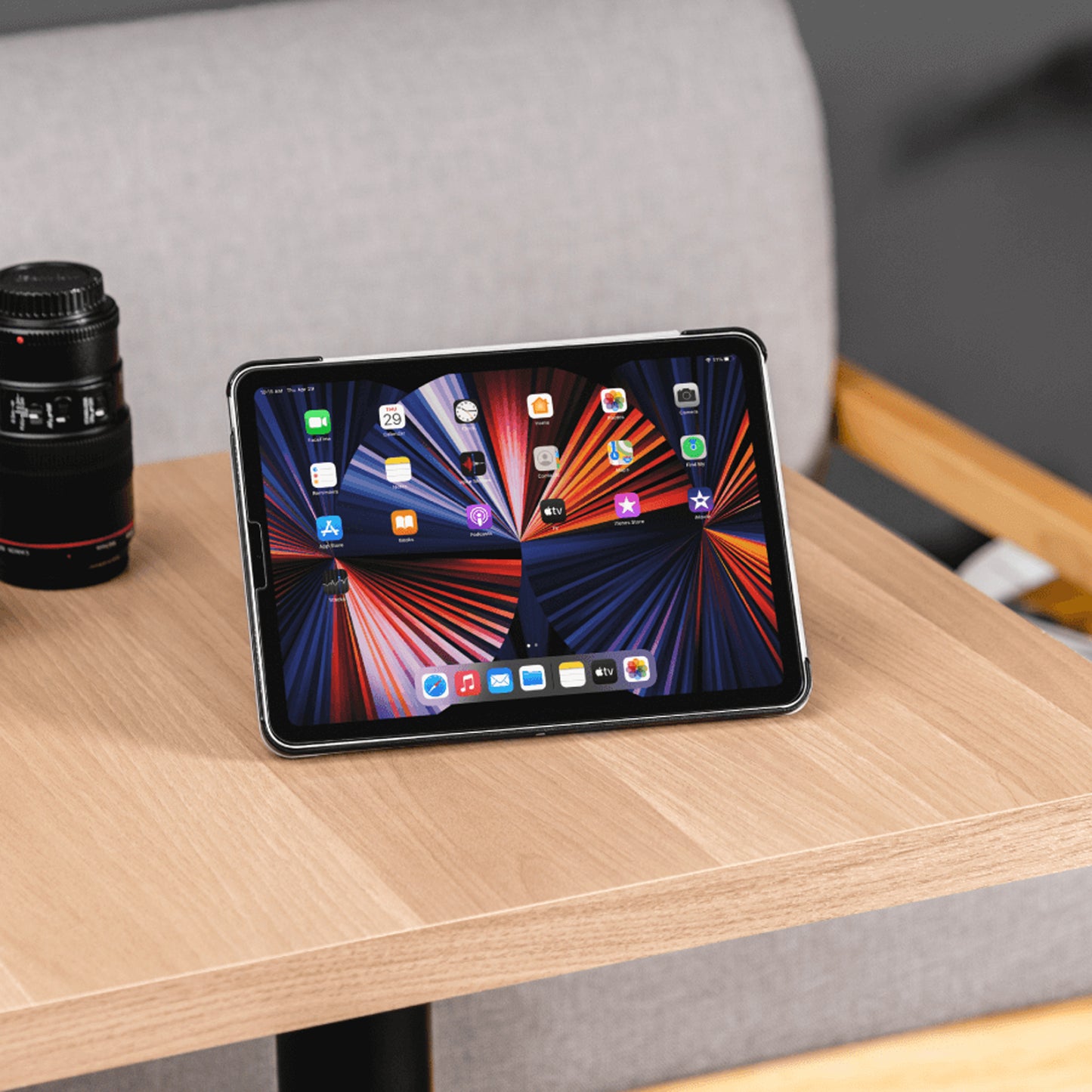 SwitchEasy Glass Defender Anti-Bluelight Screen Protector for iPad Pro 13" / Pro 11" ( M5 / M4 ) / iPad Air 13" / Air 11" (M3 / M2 )