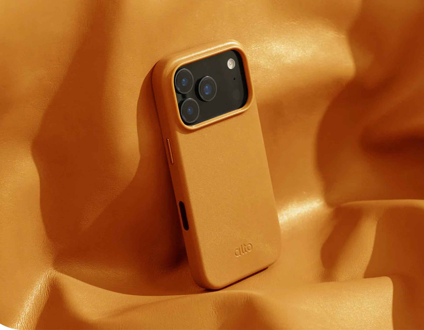 Alto Clop Leather Magnetic Case for iPhone 17 Pro Max / 17 Pro - Italian Full-Grain Leather