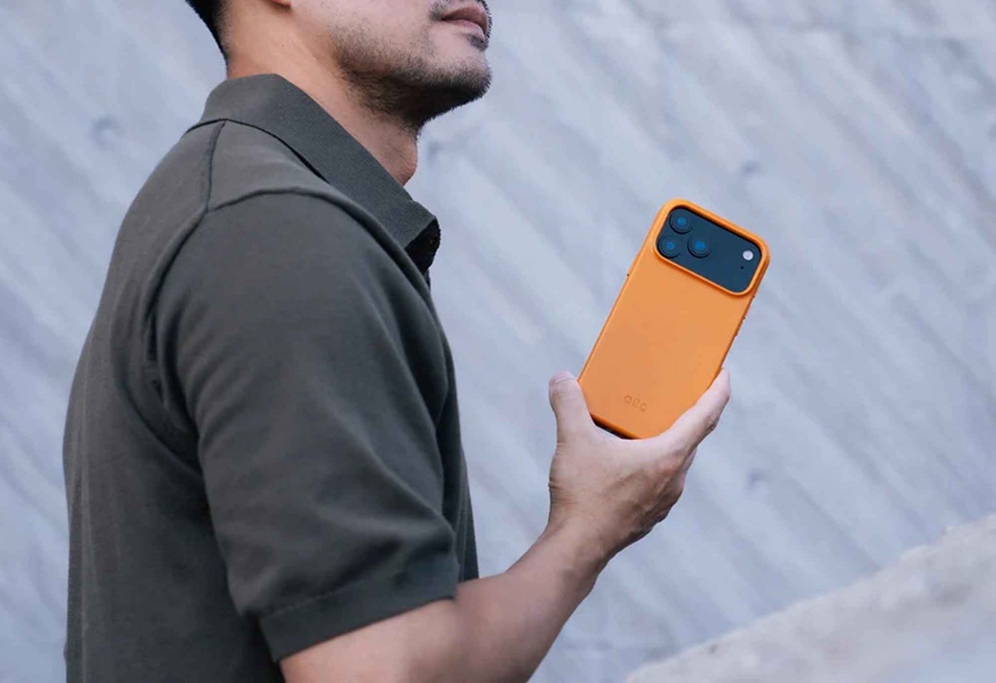 Alto Clop Leather Magnetic Case for iPhone 17 Pro Max / 17 Pro - Italian Full-Grain Leather