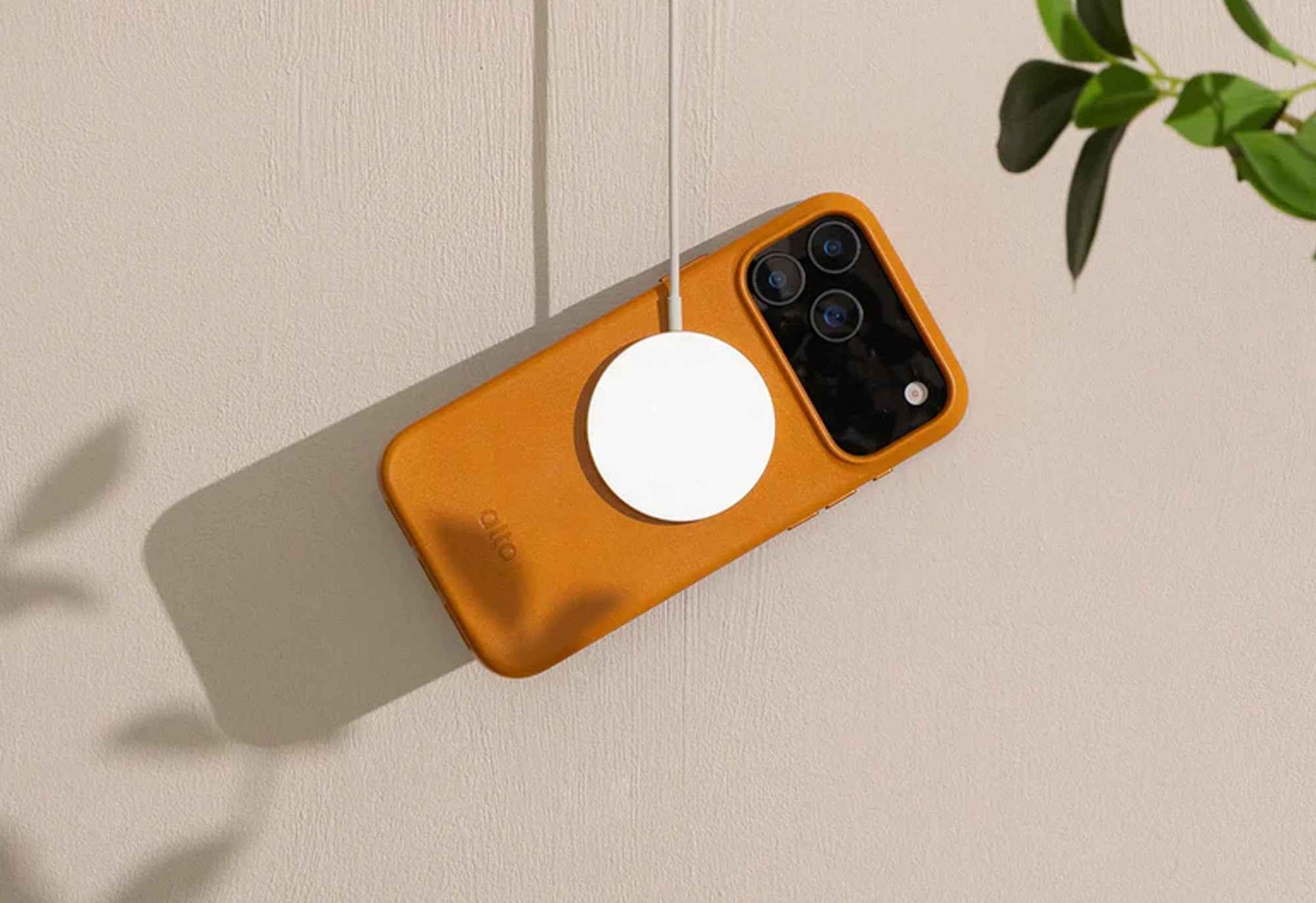 Alto Clop Leather Magnetic Case for iPhone 17 Pro Max / 17 Pro - Italian Full-Grain Leather