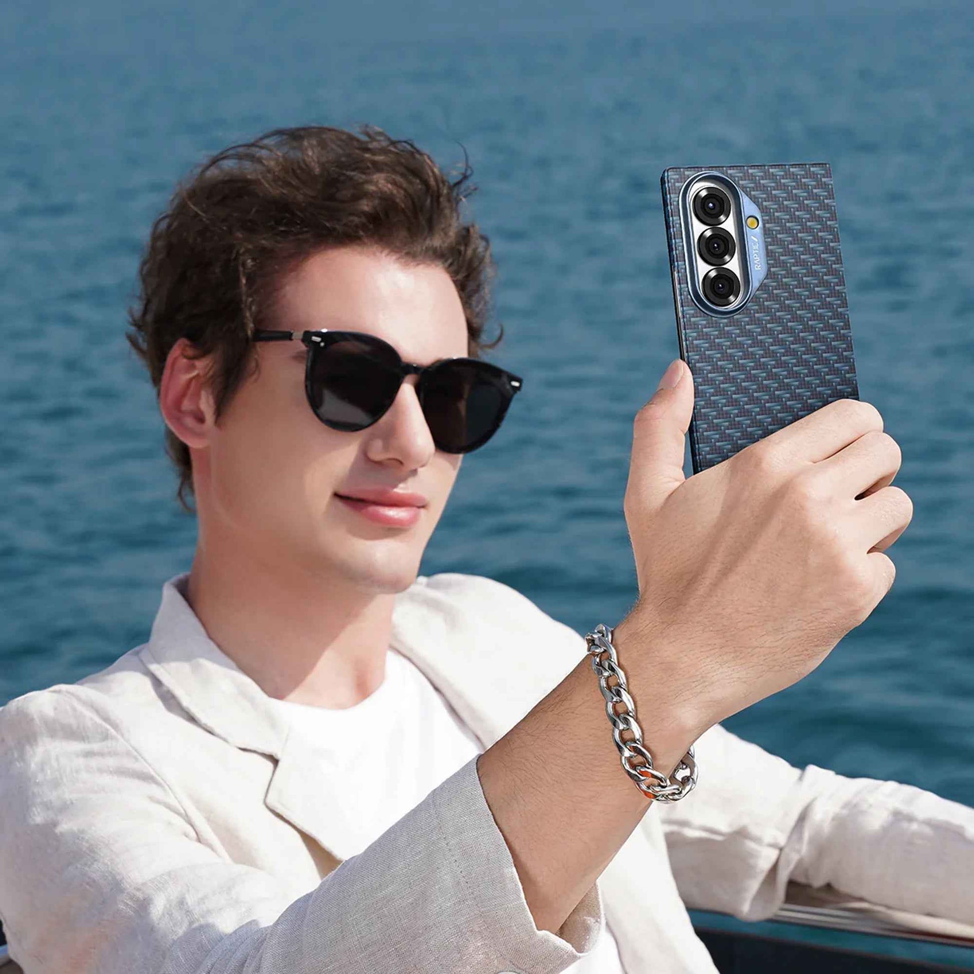 RAPTIC Aramid Fiber Skin Profound for Samsung Galaxy Z Fold 7 Magnetic Case