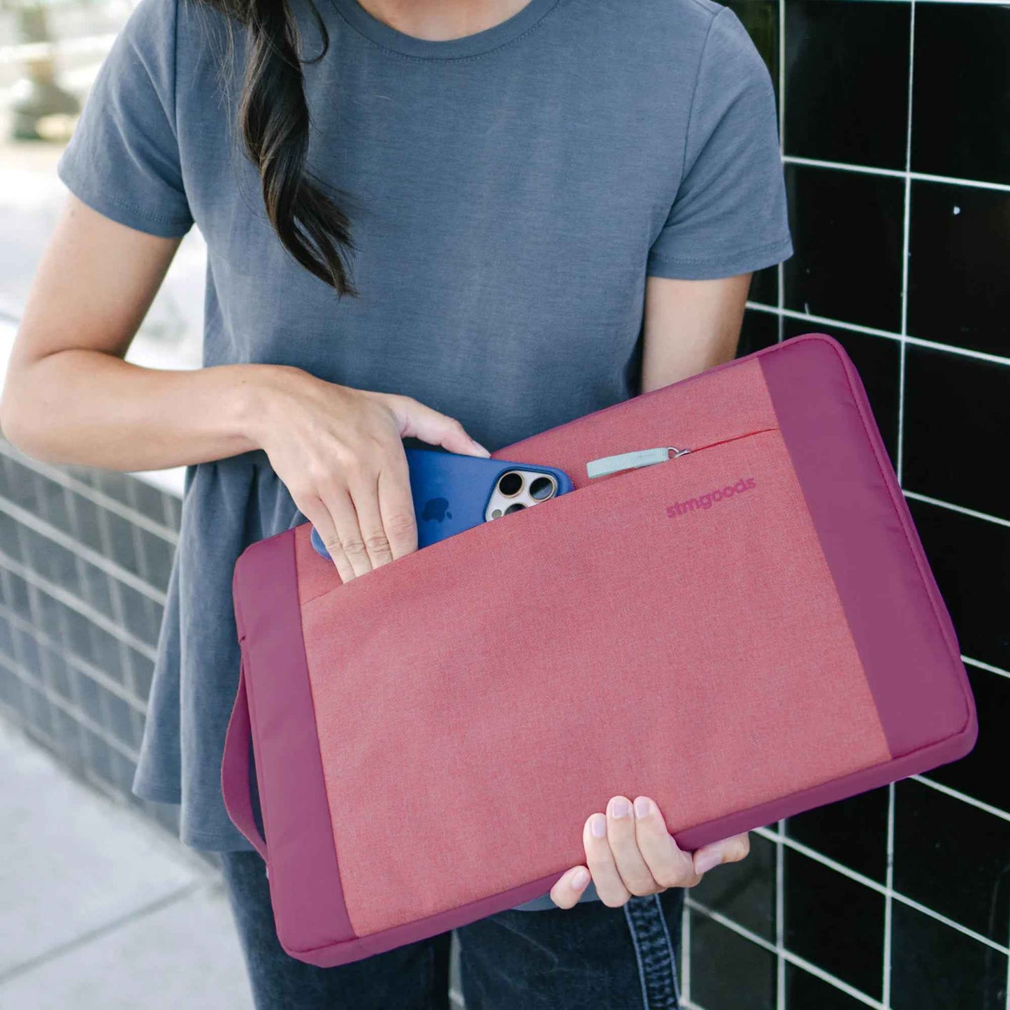 STM Goods Kin Laptop Sleeve 14" / 15" / 16" 4mm Shock-Absorbing EVA Protection