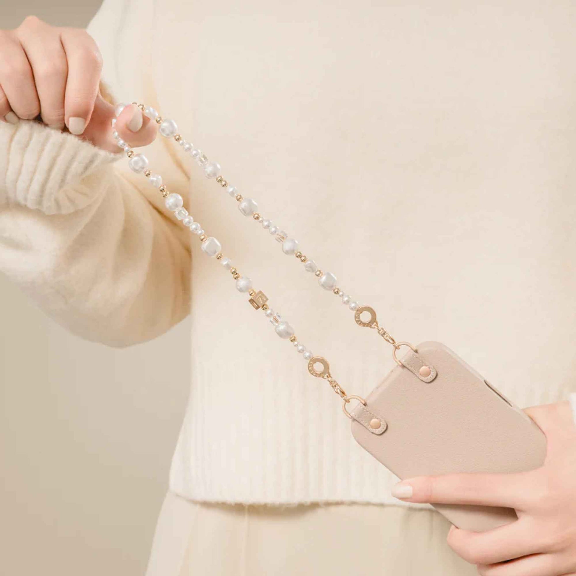 MAGEASY Beaded Wrist Strap with Strap Card & Charm Loop