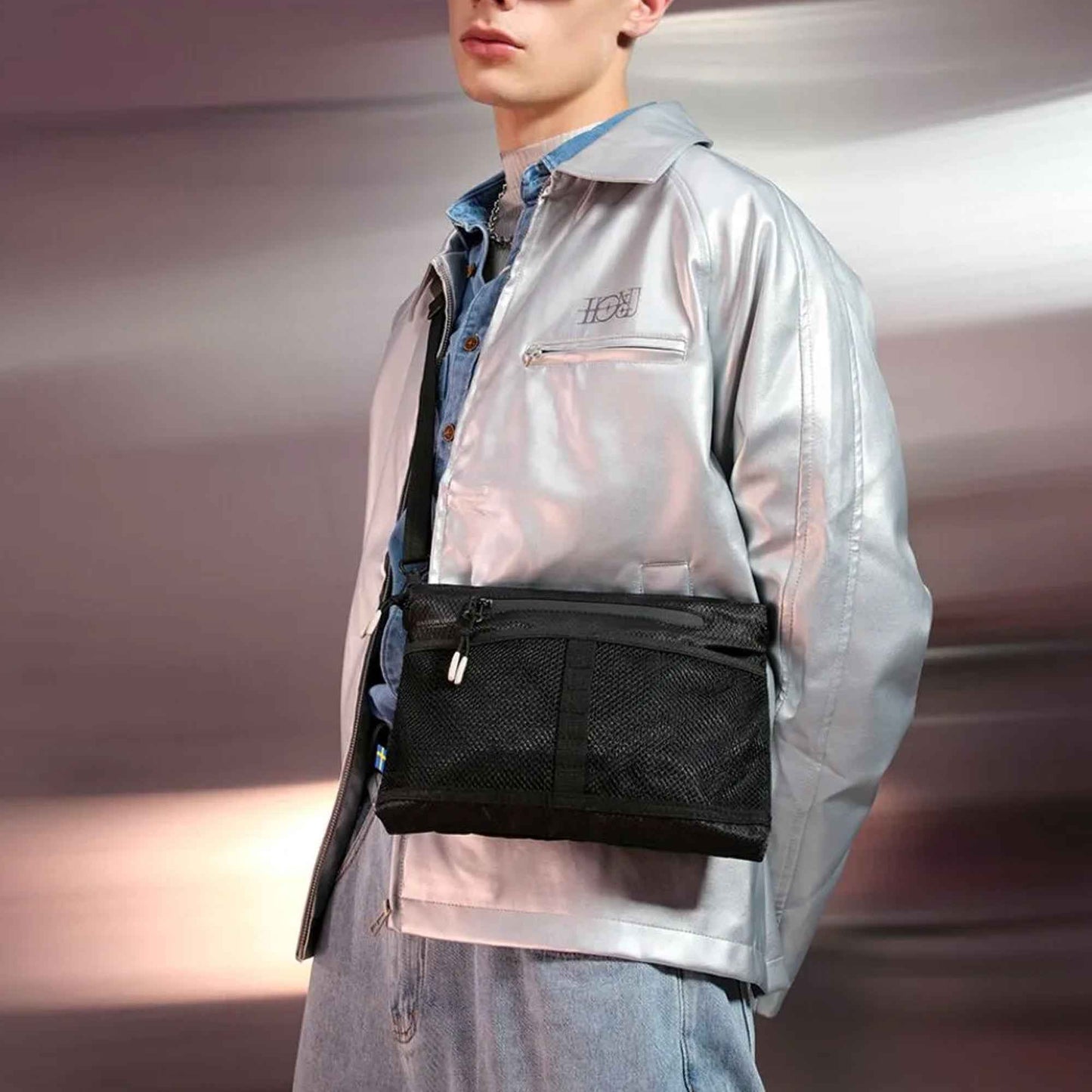 Gaston Luga Lightweight Crossbody - Adjustable Shoulder Strap