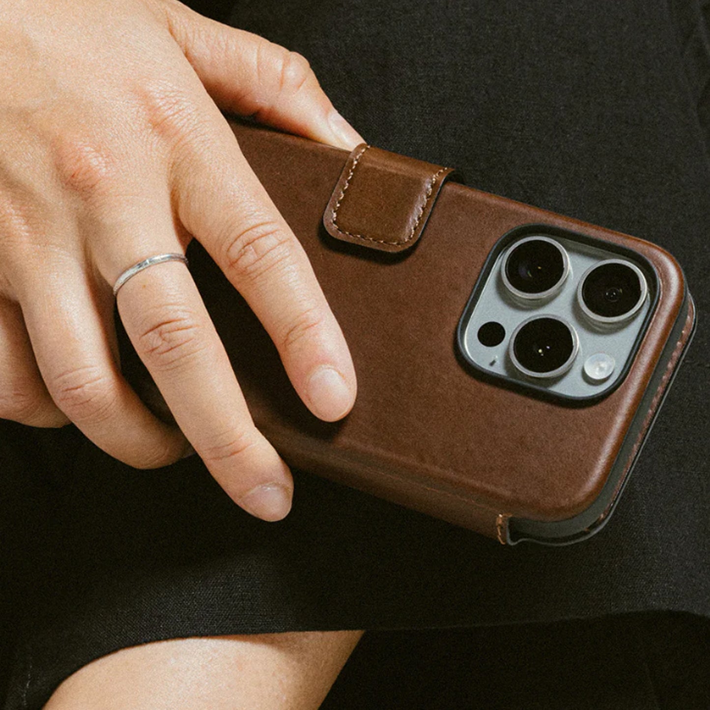 Nomad Modern Leather Folio Case for iPhone 16 Pro Max - Magsafe Compatible