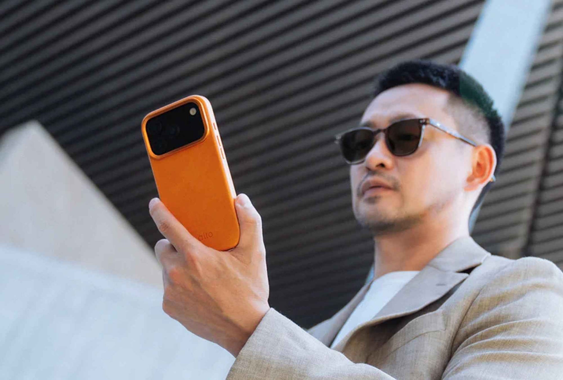 Alto Uplop Magnetic Stand Leather Case for iPhone 17 Pro Max / 17 Pro - Italian Full-Grain Leather with Military Grade Drop Protection