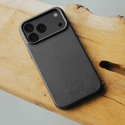 Mujjo Full Leather Case with MagSafe for iPhone 17 Series