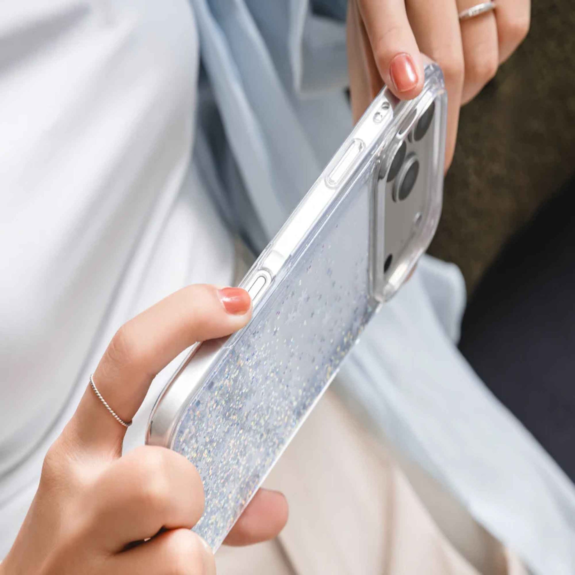 Switcheasy Starfield 3D Glitter Magsafe for iPhone 17 Series - Shockproof Protection Case