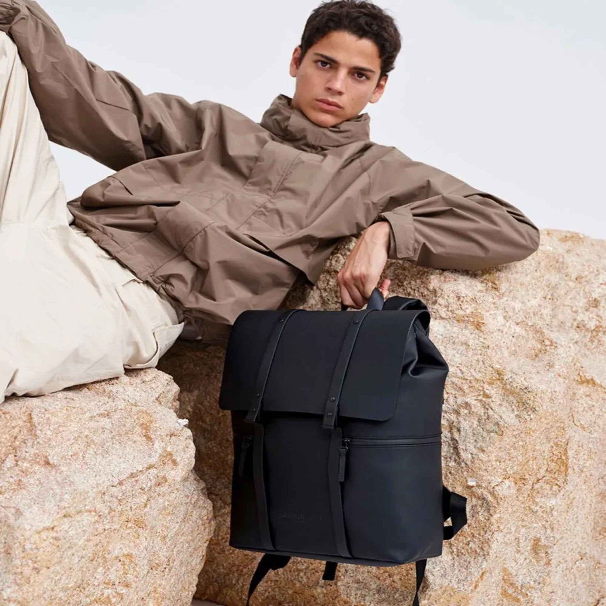 Gaston Luga Spläsh 2.0 - 16" Holds Most 11"-16" Laptops with Waterproof Rating of 8000 mm