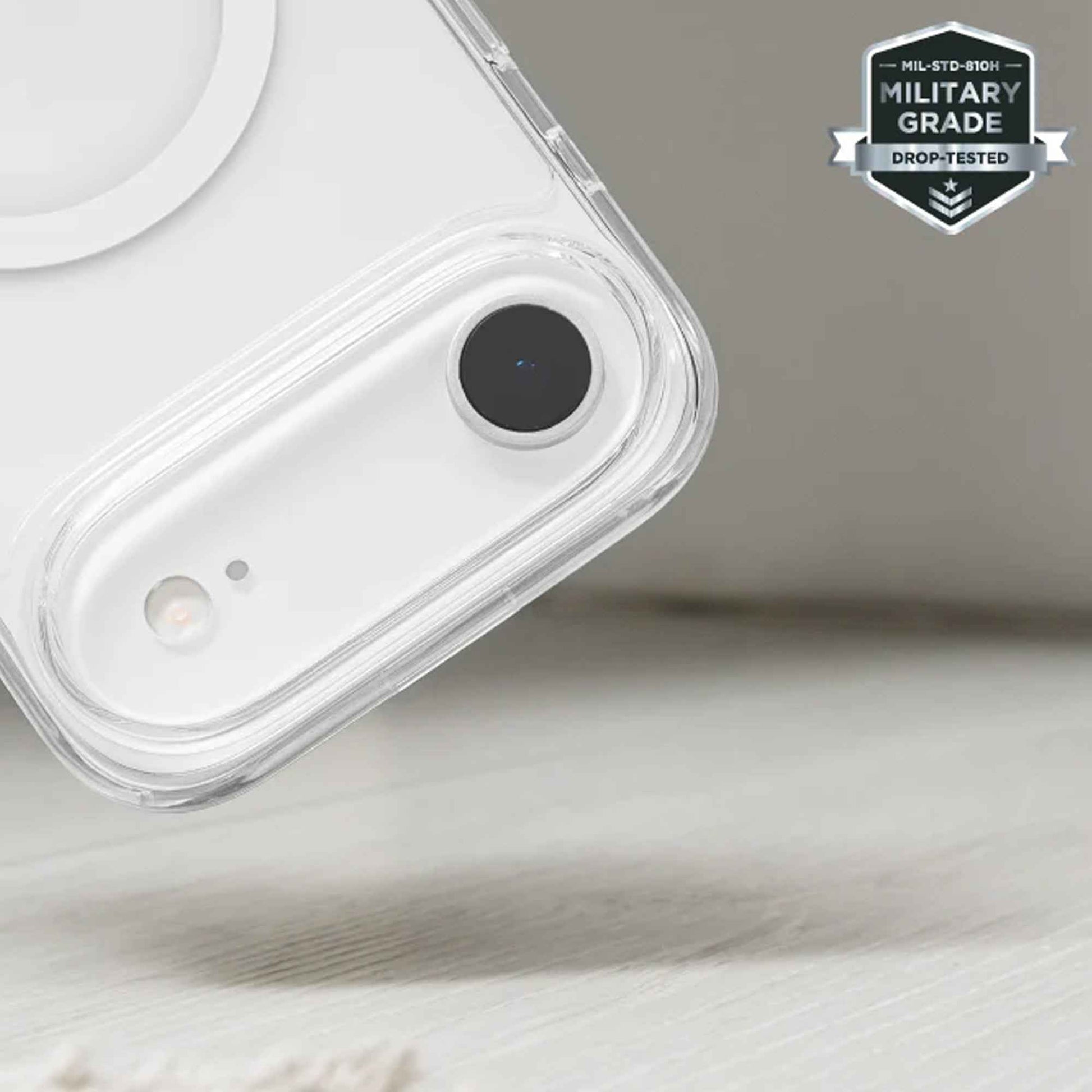 SwitchEasy Crush M ( MagSafe ) for iPhone 17 Series - Transparent