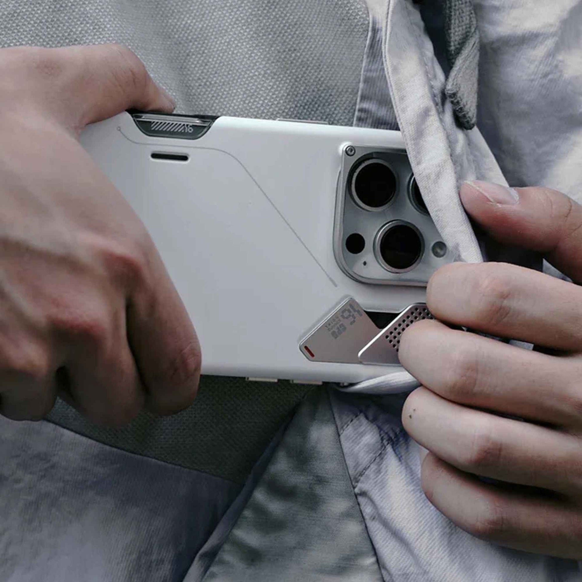 [ 16 Pro Max ] AULUMU A16 Shock Proof Case with Camera Control Cover Magnetic Case