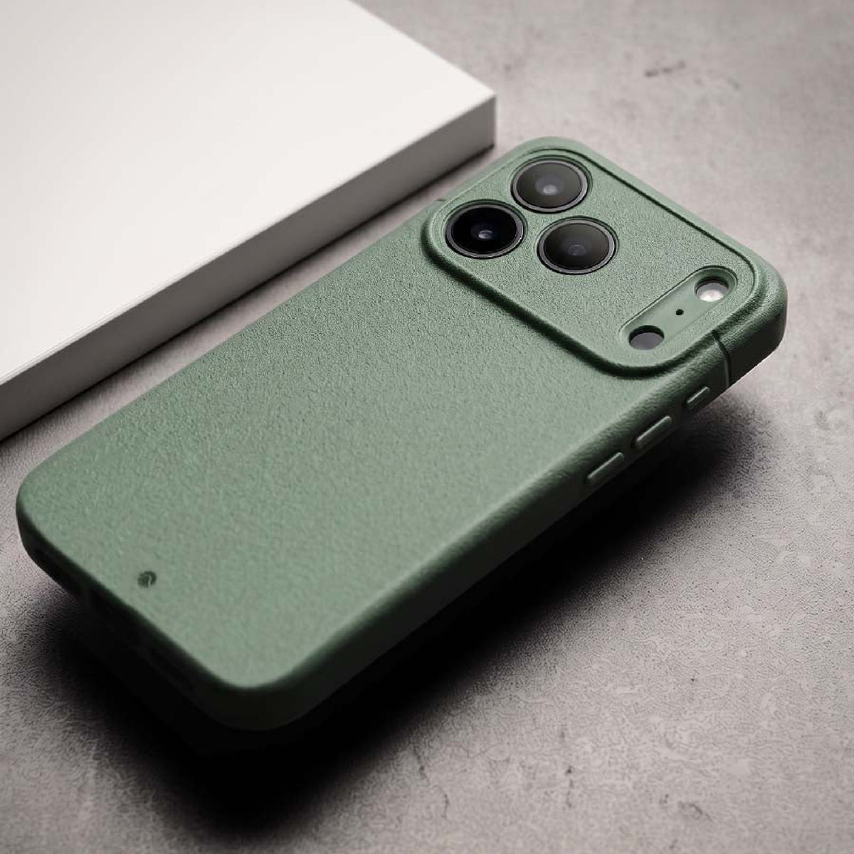 Caudabe Sheath ( Precise ) Magnetic Case for iPhone 18 Pro Max / 18 Pro / 17 Pro Max / 17 Pro with Camera Control Button