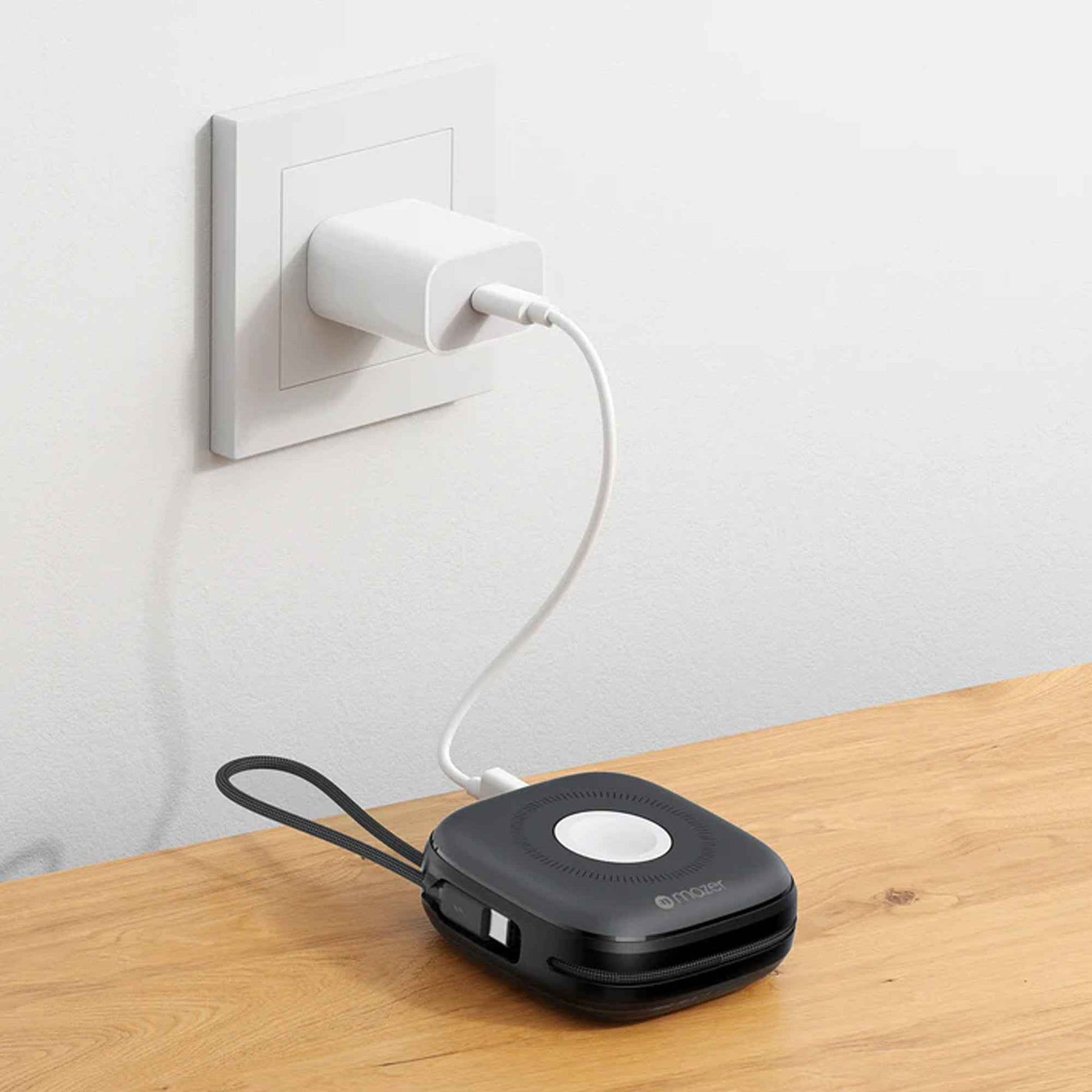 Mazer MagLink18i Trio+ 4-in-1 Magnetic Wireless Charging Power Bank with Dual Built-in Cables 10000mAh