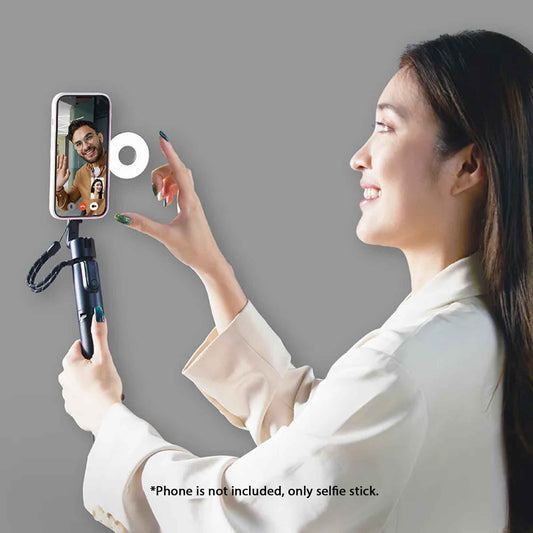 ADAM Elements SELFIE Pro Wireless Bluetooth Tripod Selfie Stick (1335mm) + SELFIE Light