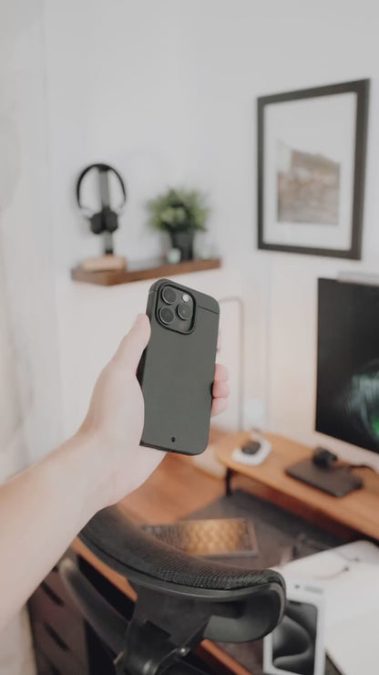 Caudabe Sheath for iPhone 15 Plus / 15 - Magsafe Compatible.