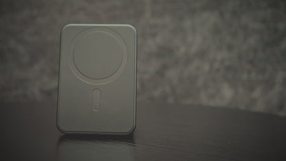 Mophie Snap+ Powerstation Mini with Stand - 5000mah Powerbank Magsafe and Qi2 Compatible.