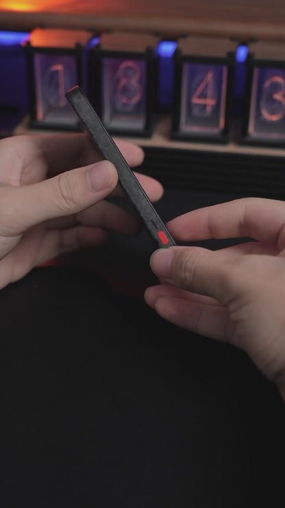 Sharge CarbonMag 5K - Slim Magsafe and Qi Wireless Compatible Carbon Fiber Power Bank PD20W 5000mAh - Forged Carbon.
