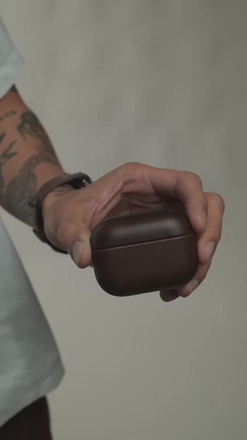 Nomad Modern Horween Leather Case for AirPods Pro 3