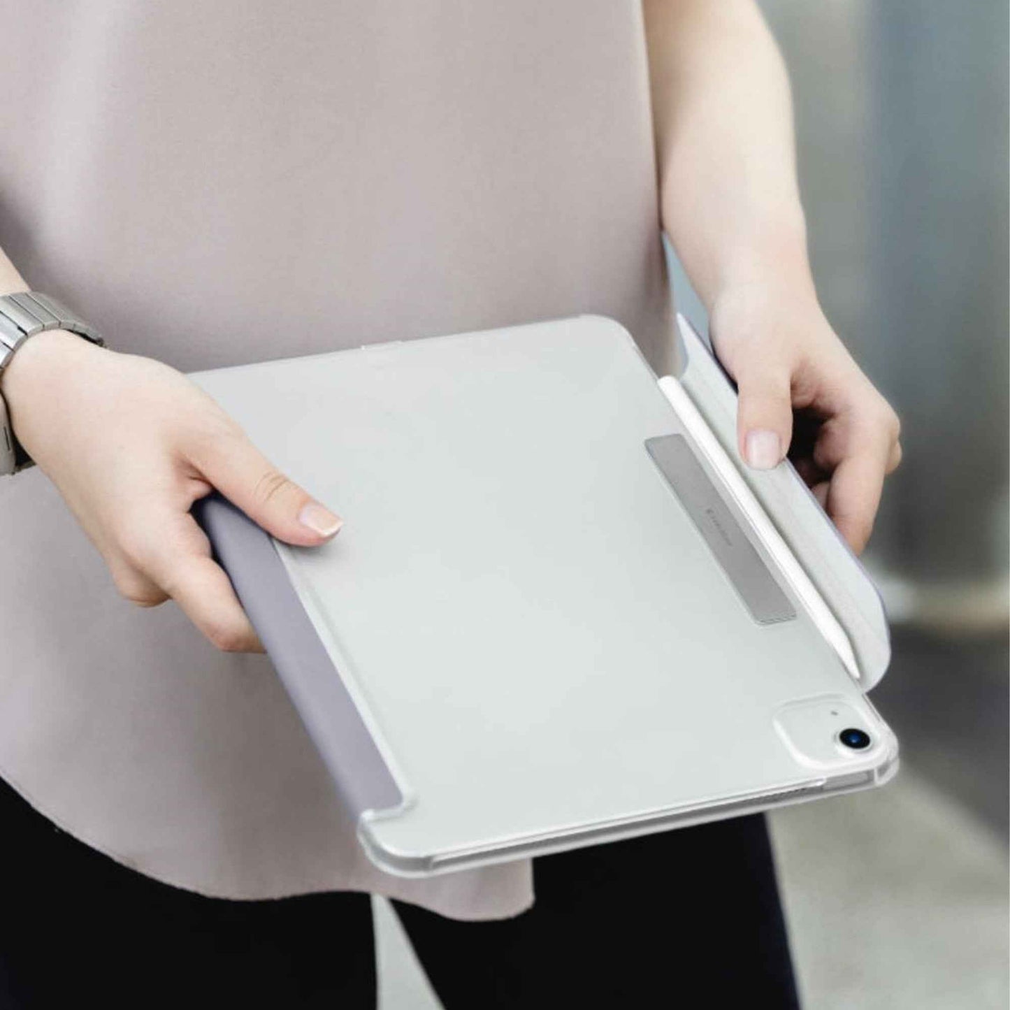 SwitchEasy Origami Nude for iPad Pro 12.9" ( 2021 - 2020 - 2018 ) - Flexi-Folding Folio Clear Case - Starlight (Barcode: 4895241108570 )