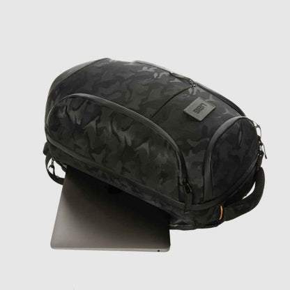 UAG The Standard Issue 18 Liter backpack - Fit 16" Laptop and Weather resistant materials - Black Midnight Camo ( Barcode : 812451037784 )