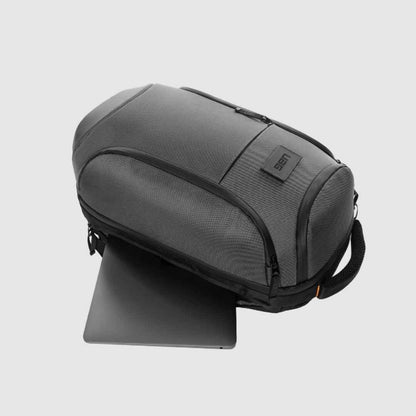 UAG The Standard Issue 18 Liter backpack - Fit 16" Laptop and Weather resistant materials - Grey ( Barcode : 812451037685 )