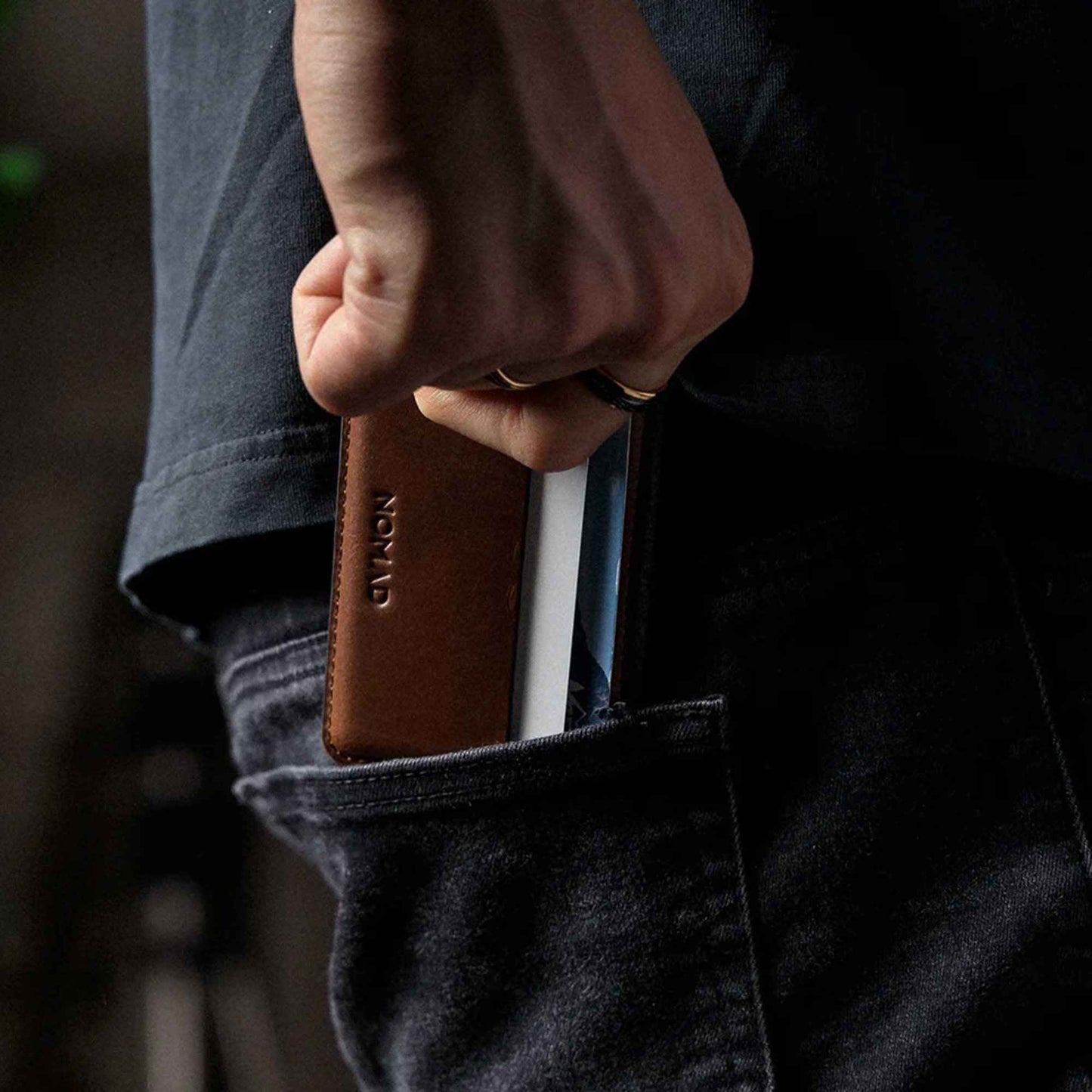 Nomad Card Wallet Horween Leather - Rustic Brown