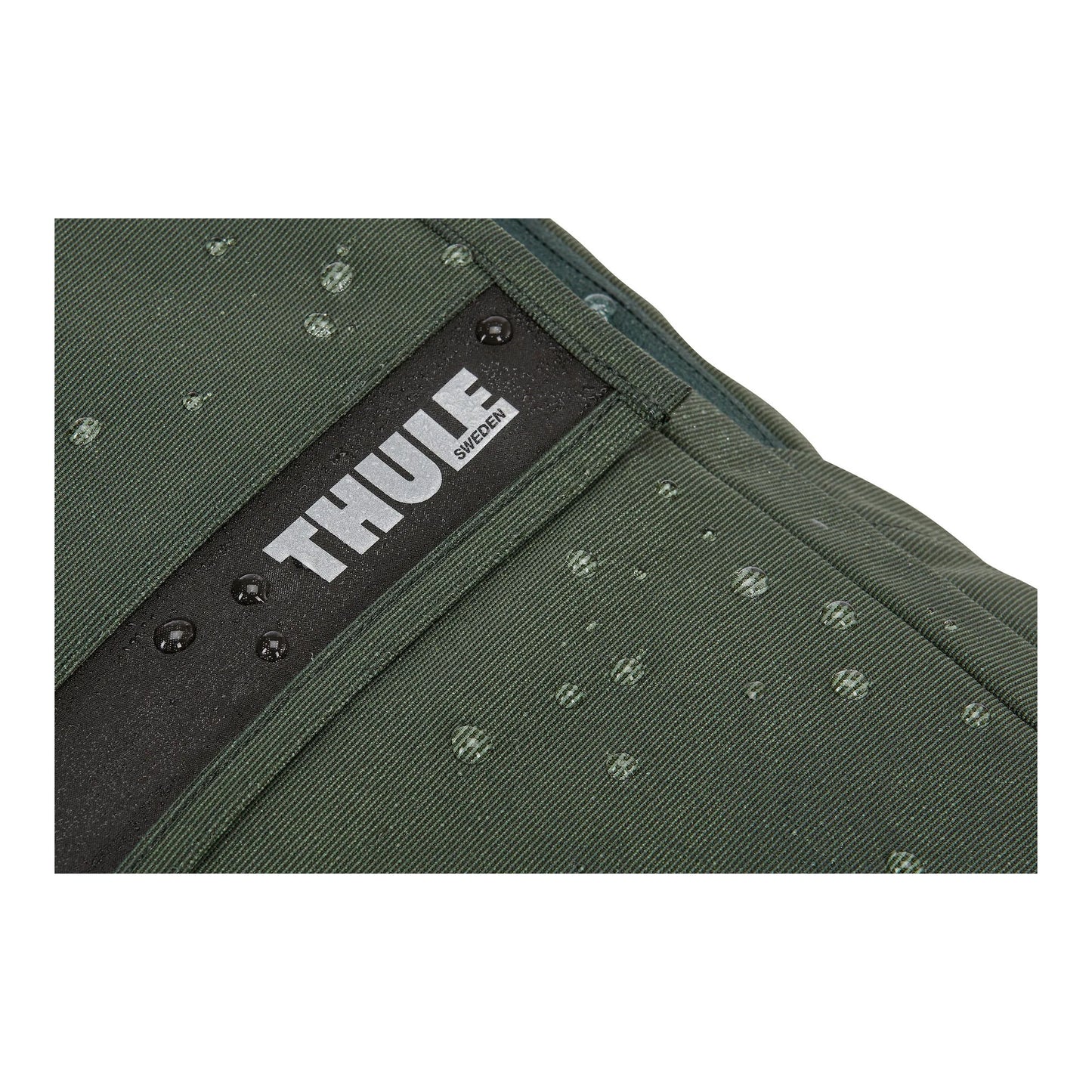 Thule Paramount Backpack 24L - Fit for 15.6" laptop or 16" Macbook and 10.5" tablet - Racing Green (Barcode: 0085854249683 )