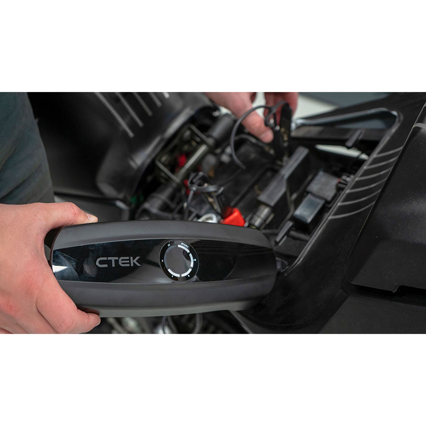 CTEK CS ONE - Car Battery Charger for 12 V LA , Li, WET , MF , Ca-Ca , AGM , EFB , GEL , LiFePO4 (Barcode: 7340103403319 )