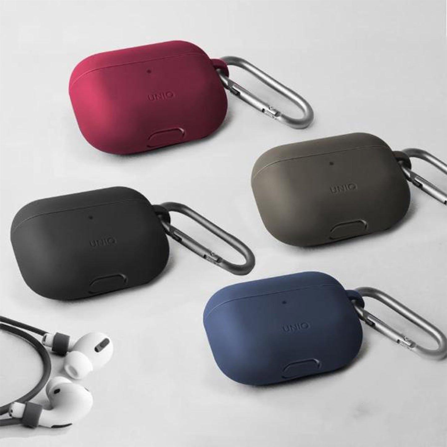 UNIQ Vencer for Airpods Pro - Active Silicone with Carabiner and Strap - Maroon (Barcode: 8886463672860 )
