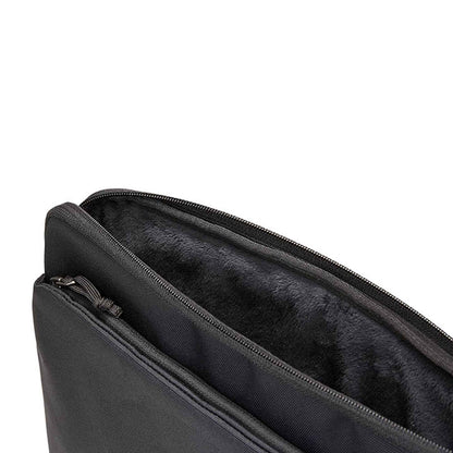 Thule Subterra Sleeve for Macbook 15" - Laptop Sleeve - Black (Barcode: 0085854245630 )
