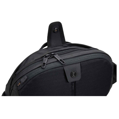 Thule Tact Crossbody Waistpack 5L - Black ( Barcode: 0085854251938 )