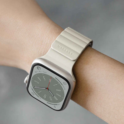 SwitchEasy Skin Silicone Magnetic Watch Band for Apple Watch 41mm - 40mm - 38mm ( 8 - SE2 - 7 - SE - 6 - 5 - 4 - 3 - 2 ) - Pink (Barcode: 4895241111266 )