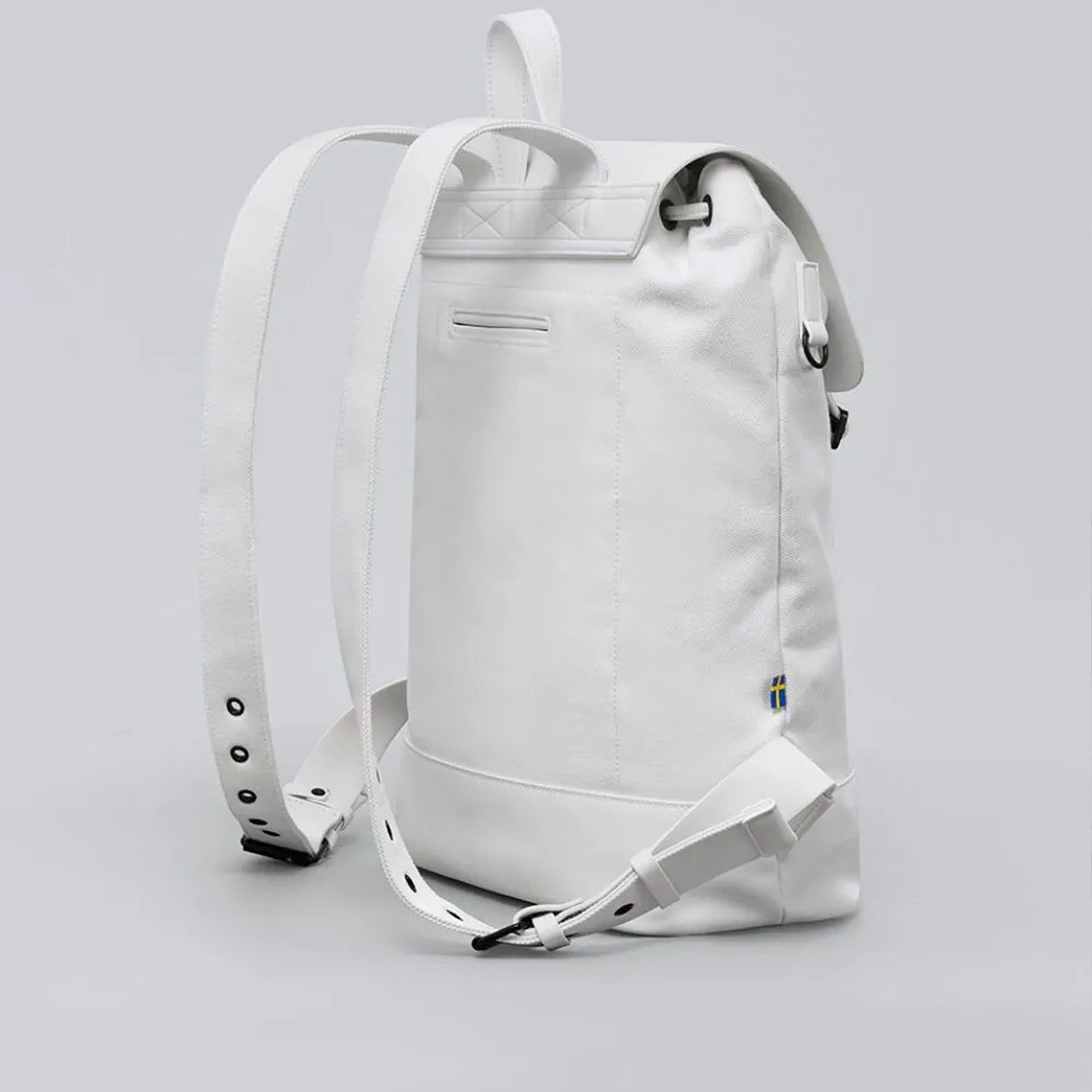Gaston Luga Praper Backpack ( Fits most 11" - 15" Laptops ) White (Barcode: 7350006913921 ) - Forexengineer -Malaysia- 7350006913921